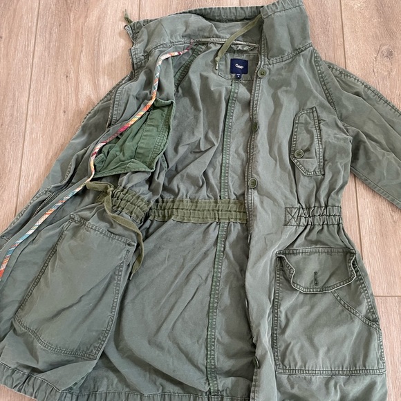 Gap Jacket - Picture 3 of 7